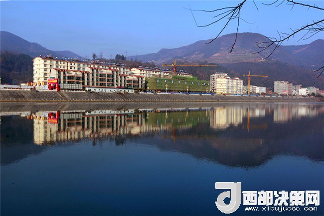 旬阳县甘溪滨湖小镇移民安置点旬阳县甘溪镇刘家院村"支部 合作社