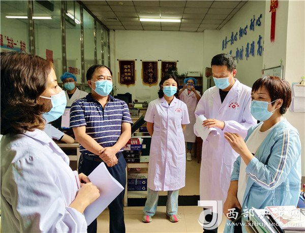 惠民政策落地 镇巴县人民医院积极执行国家组织药品集中招标采购政策