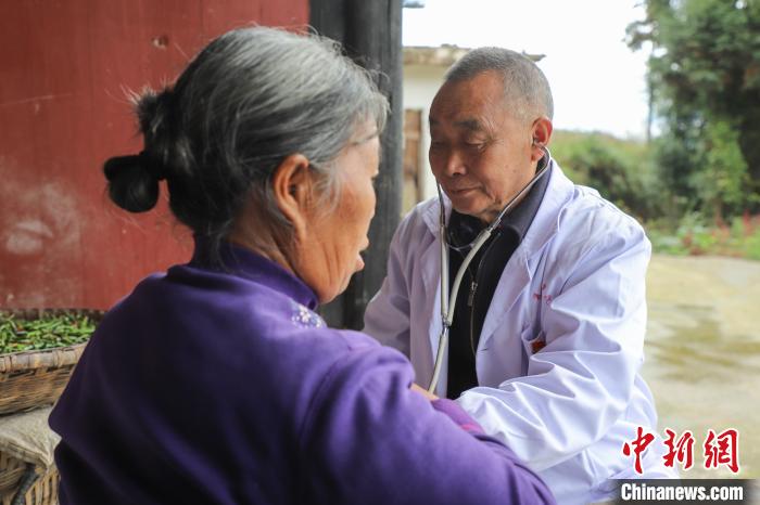 贵州：医学专业毕业生可免试申请乡村医生执业注册
