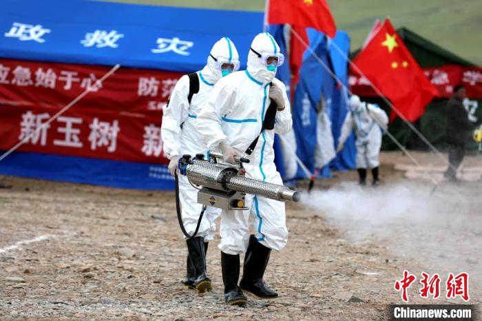 图为进行现场消毒。青海省应急厅