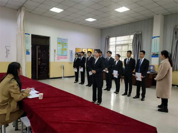 追梦——优秀毕业生风采