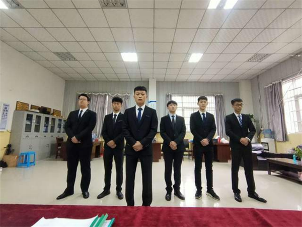 追梦——优秀毕业生风采