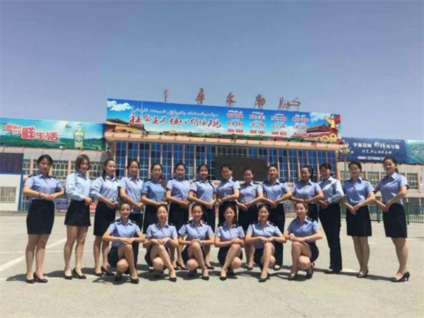 追梦——优秀毕业生风采