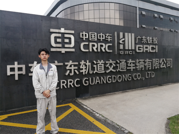 追梦——优秀毕业生风采