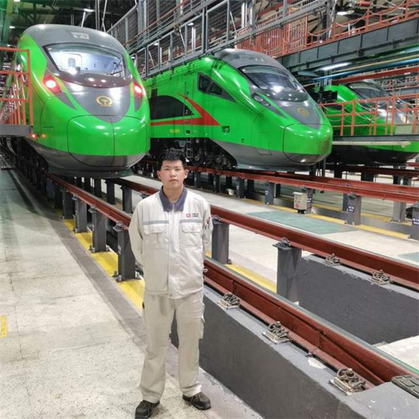 追梦——优秀毕业生风采