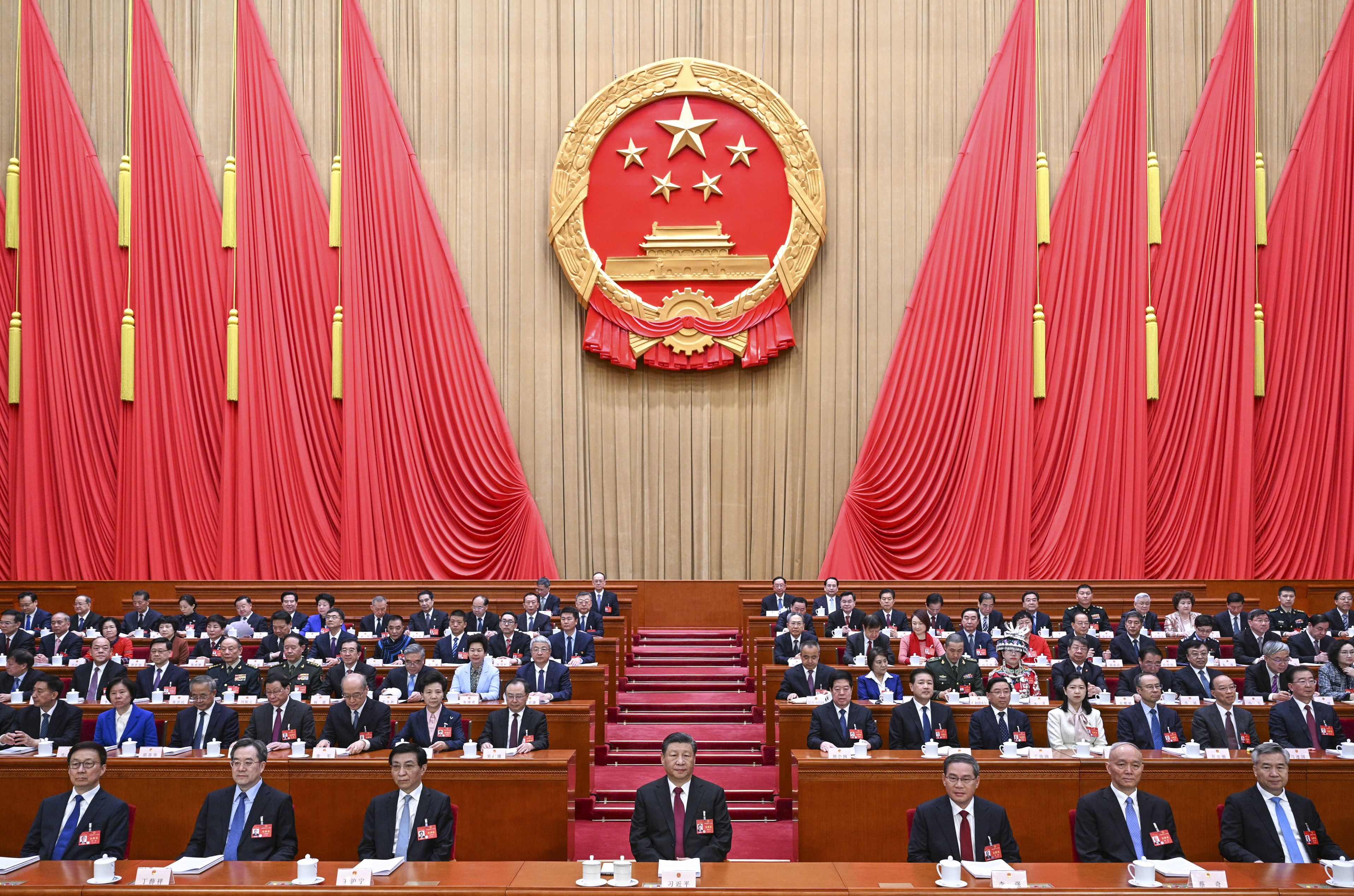 澳门新葡游戏网镜观·领航｜春风里 议国是(图4)